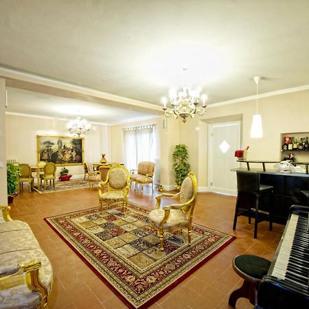 Boutique Hotel L'Imperatrice フォイアーノ・デッラ・キアーナ エクステリア 写真